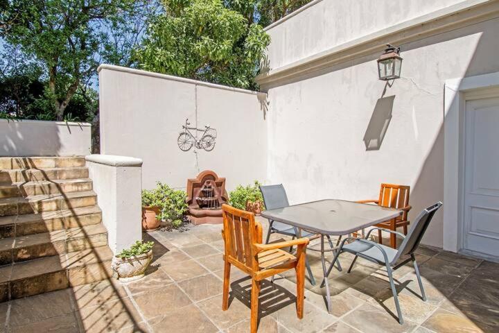 Chateau Neuf Du Cap Hout Bay Exterior foto